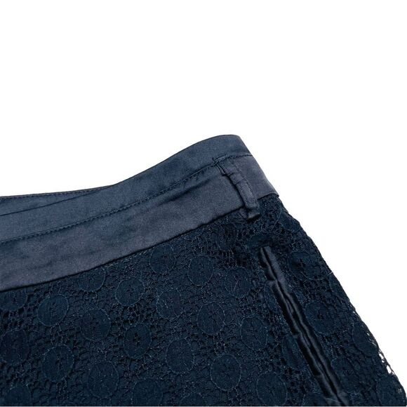 10/$25🦋 Ezra Black Lace Dressy Mid Rise Shorts - Size Medium - Picture 4 of 13